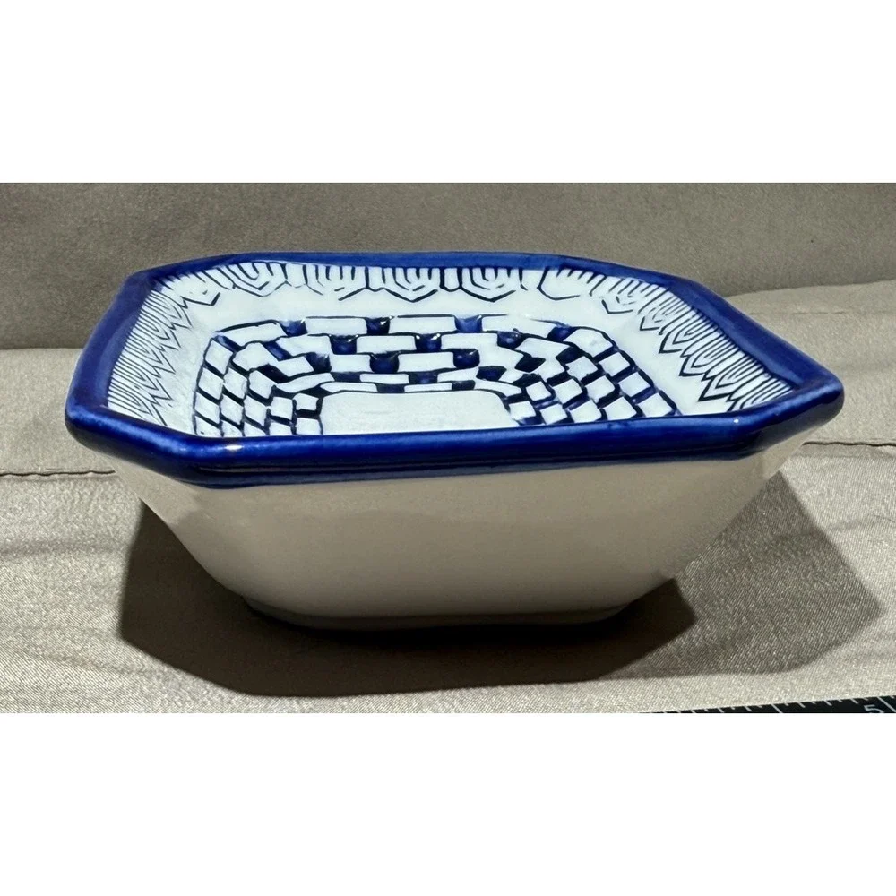 Blue & White 5
